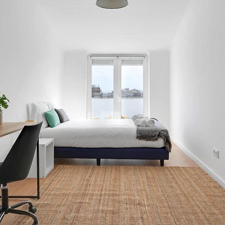 Sunny 2 Bedroom Apartment In Almada - Balconies With River View Eksteriør billede