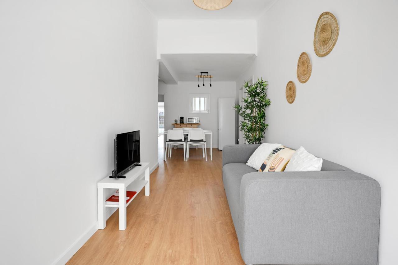 Sunny 2 Bedroom Apartment In Almada - Balconies With River View Eksteriør billede
